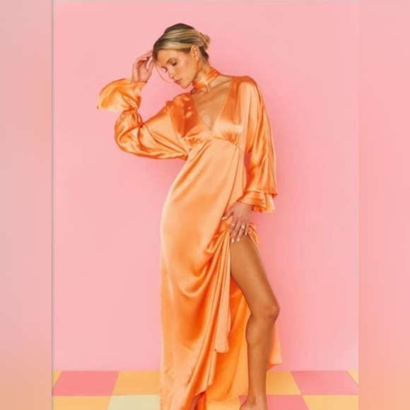 Show Me Your MuMu Dresses & Skirts - Thalia Maxi Dress ~ Cantaloupe Luxe Satin Size: XL XLarge showmeyourmumu No Sash